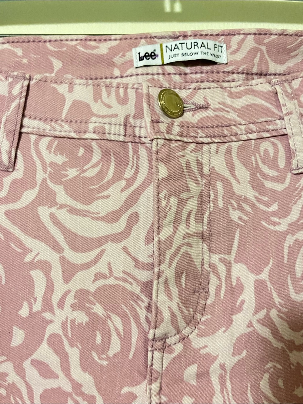Lee Natural Fit Women’s Size 12 Medium Purple & Ivory Floral Jeans NWT - Picture 8 of 12